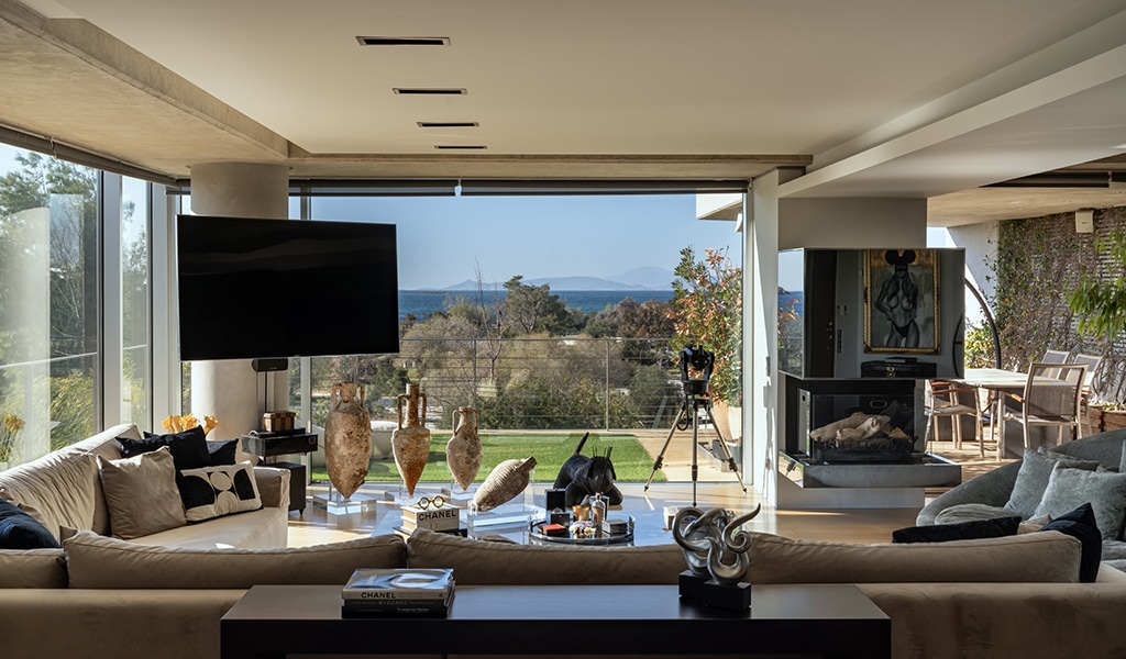 Exclusive Apartment in Kavouri