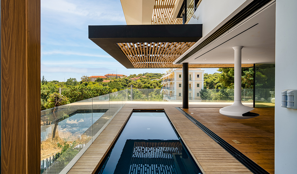Vouliagmeni Luxe Retreat